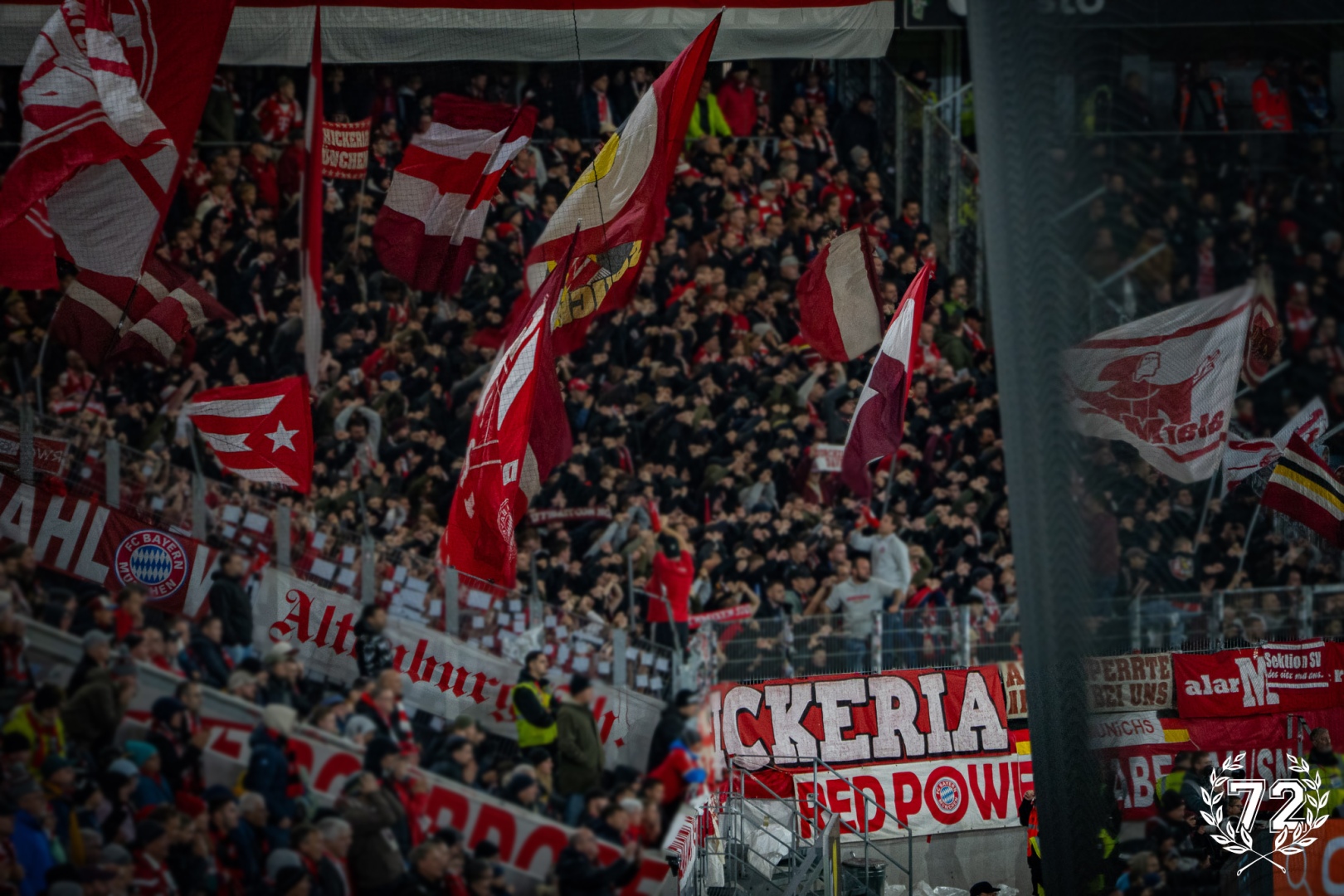 25_Freiburg_Auswaerts_26_27